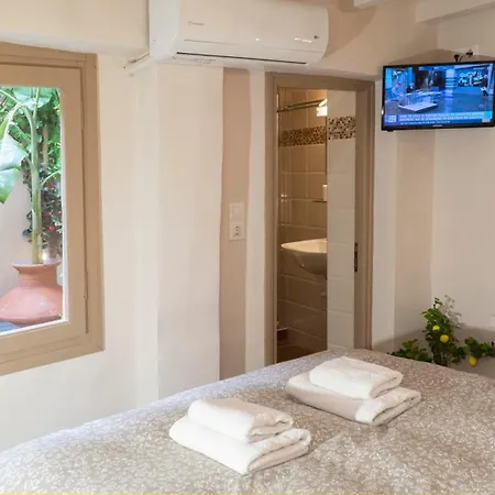 Isidora Rethymno (Crete)