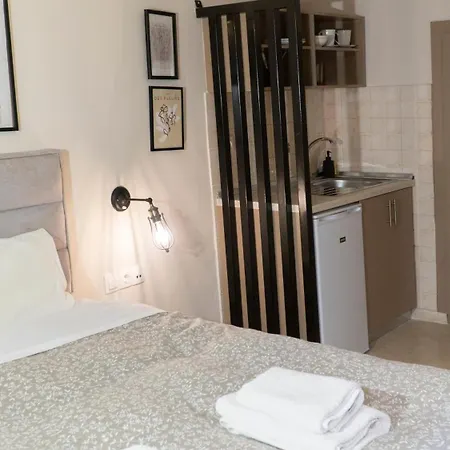 Isidora Bed & Breakfast 3*