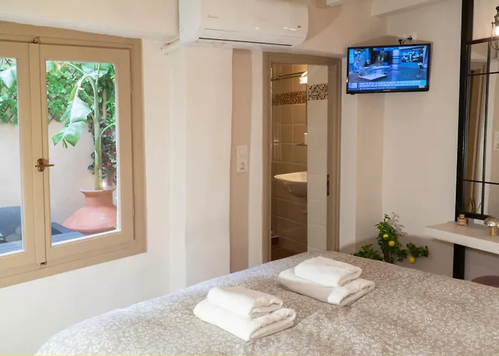 Isidora Rethymno (Crete)